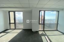 盈泰财富广场·175m²
