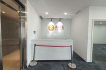 百方大厦401平