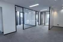 招商局大厦152平